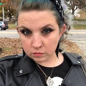 Meet your Posher, Mandi